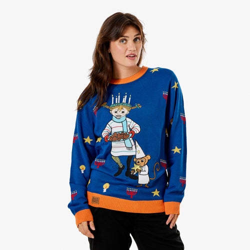 Blå stickad damtröja med Pippi Långstrump som lucia och oranga detaljer från Svensk Husman.