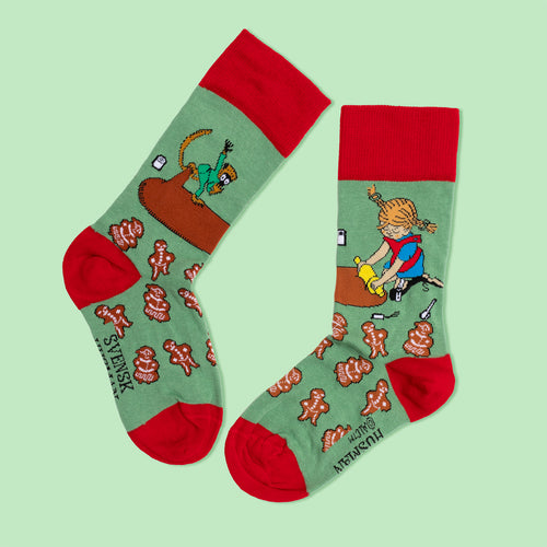 Barnstrumpor -  Pippi bakar Pepparkakor
